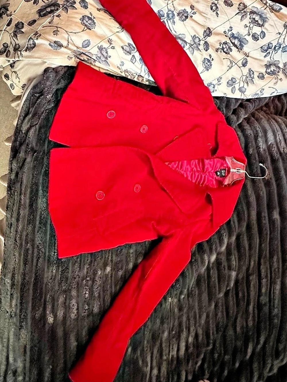 GAP WOMENS Red Corduroy Pea Coat style Jacket Like New, Size M